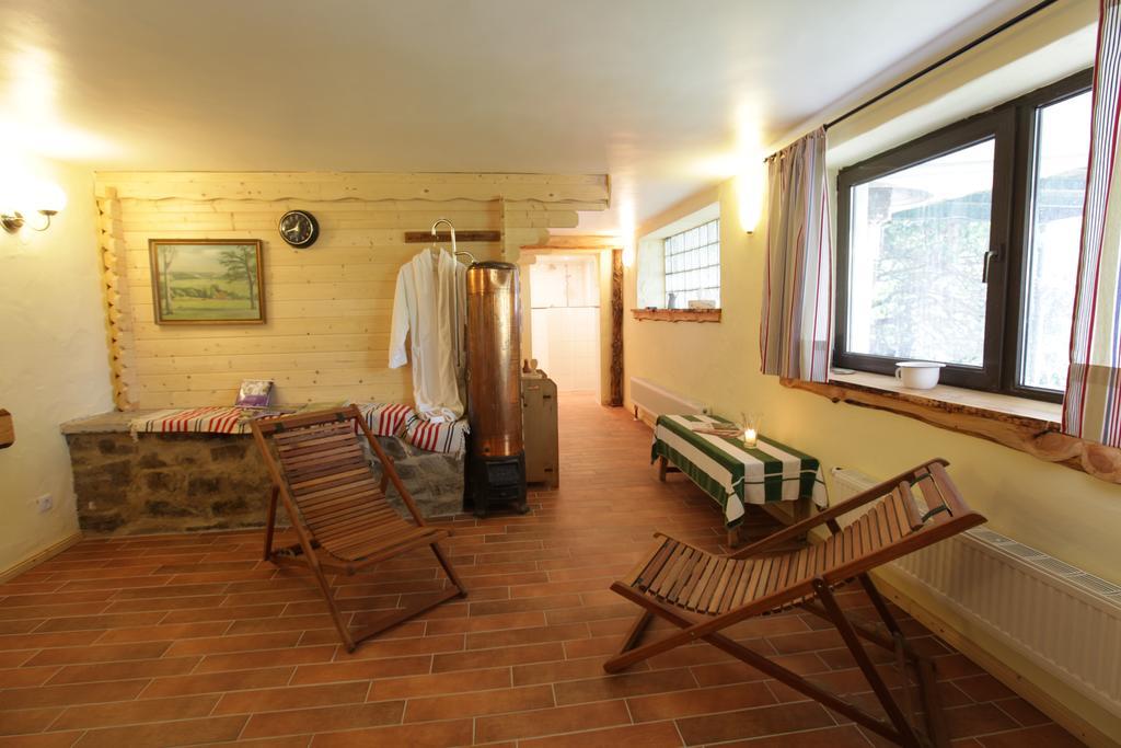 Gasthaus Zur Burgschaenke Aremberg Esterno foto