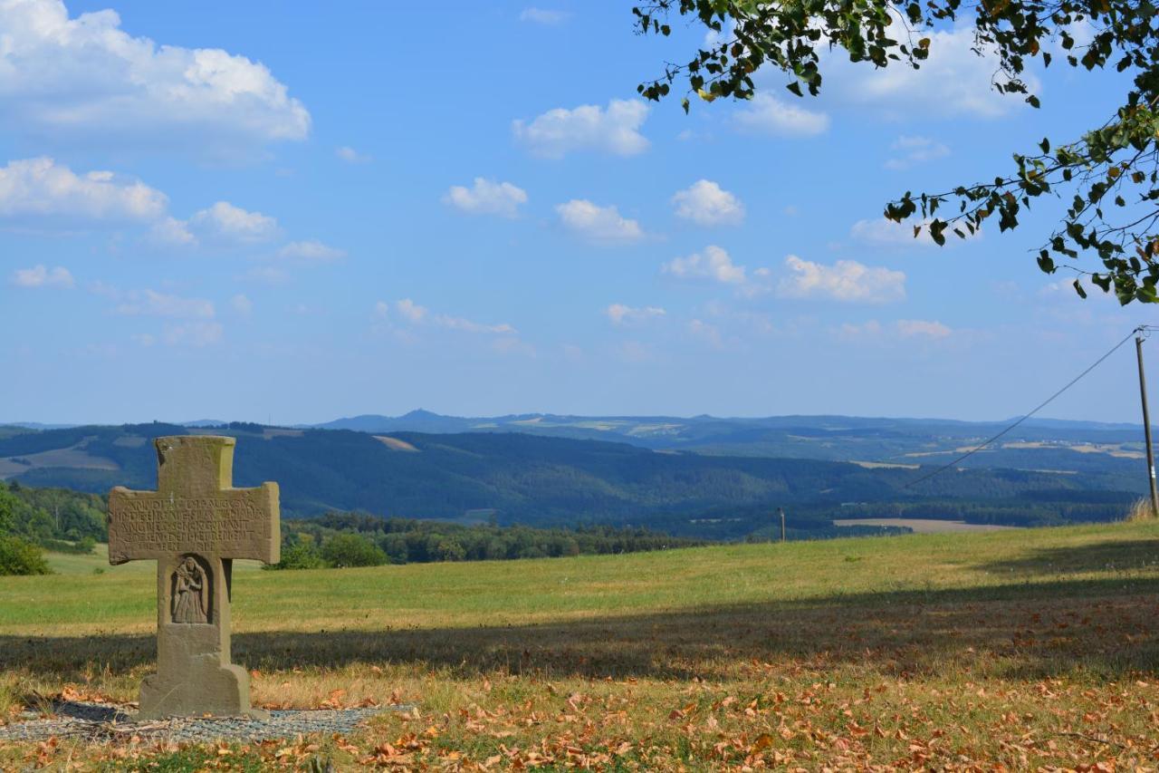 Gasthaus Zur Burgschaenke Aremberg Esterno foto