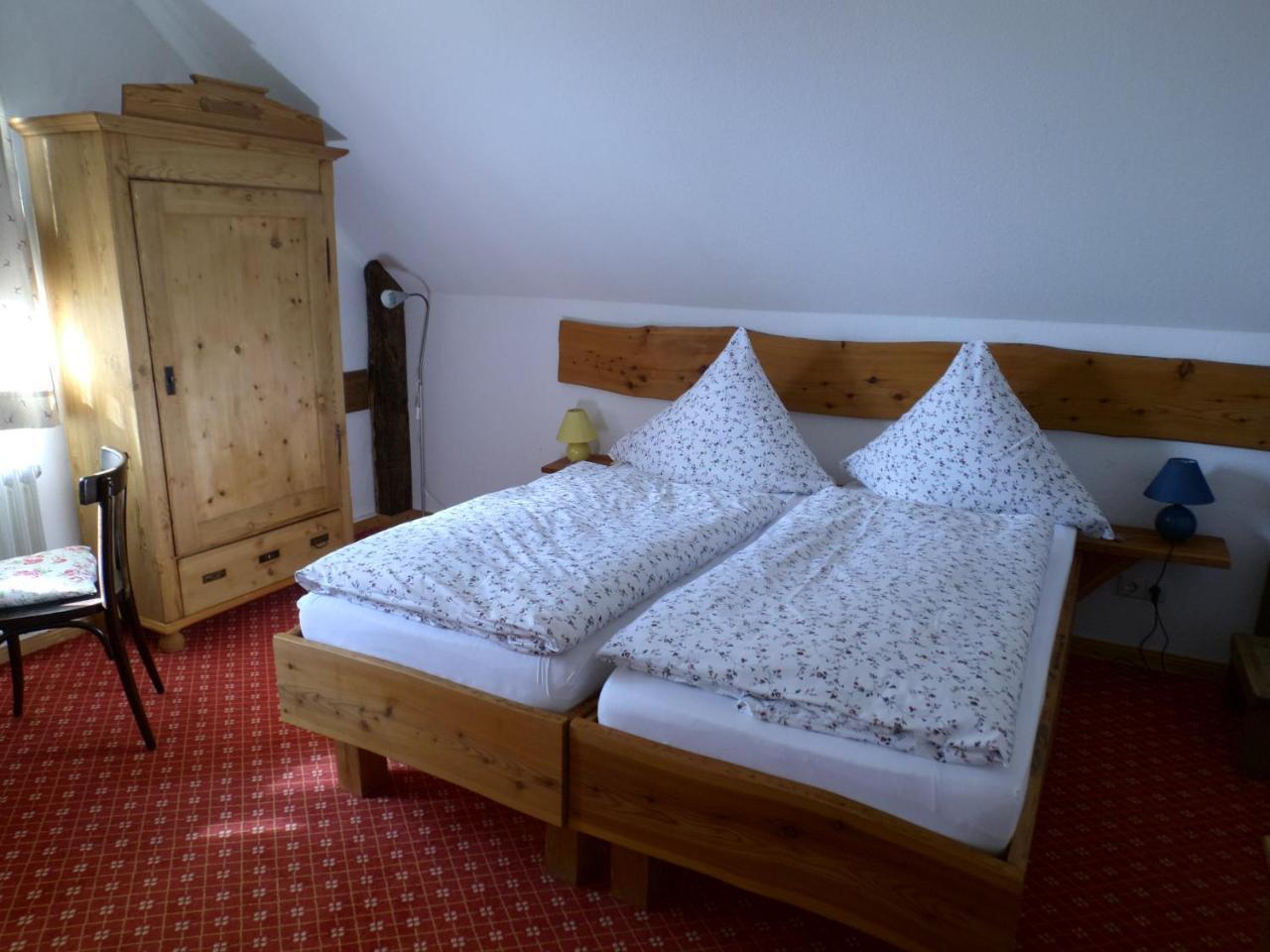 Gasthaus Zur Burgschaenke Aremberg Esterno foto
