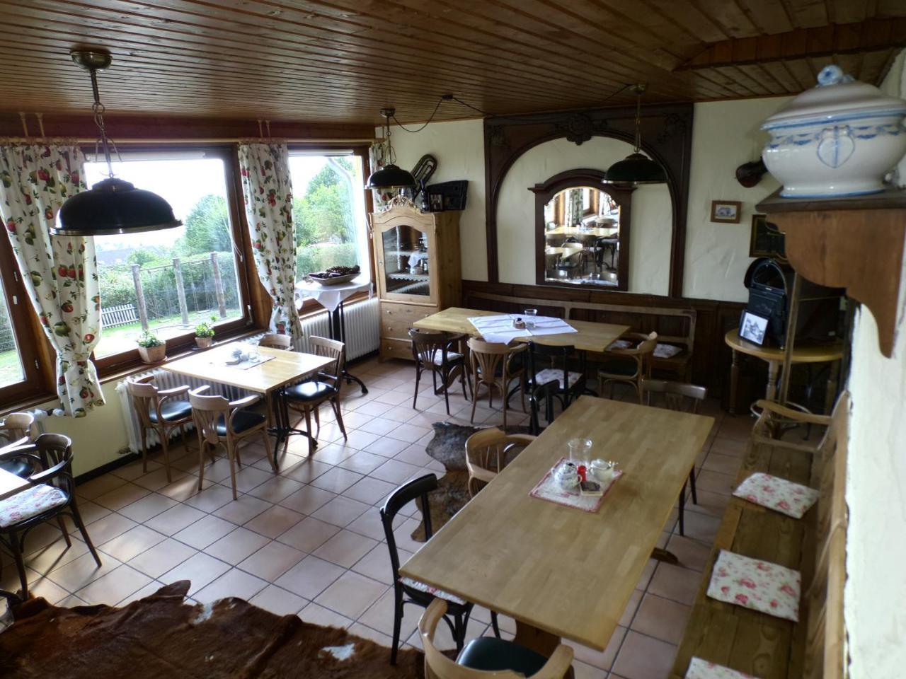 Gasthaus Zur Burgschaenke Aremberg Esterno foto